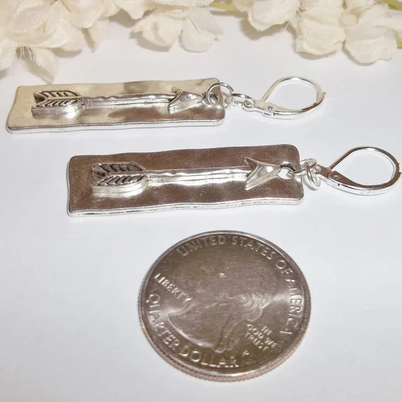 Silver Arrow Earrings Southwestern Statement Hammered Metal Western Style C903 - Picture 5 of 8